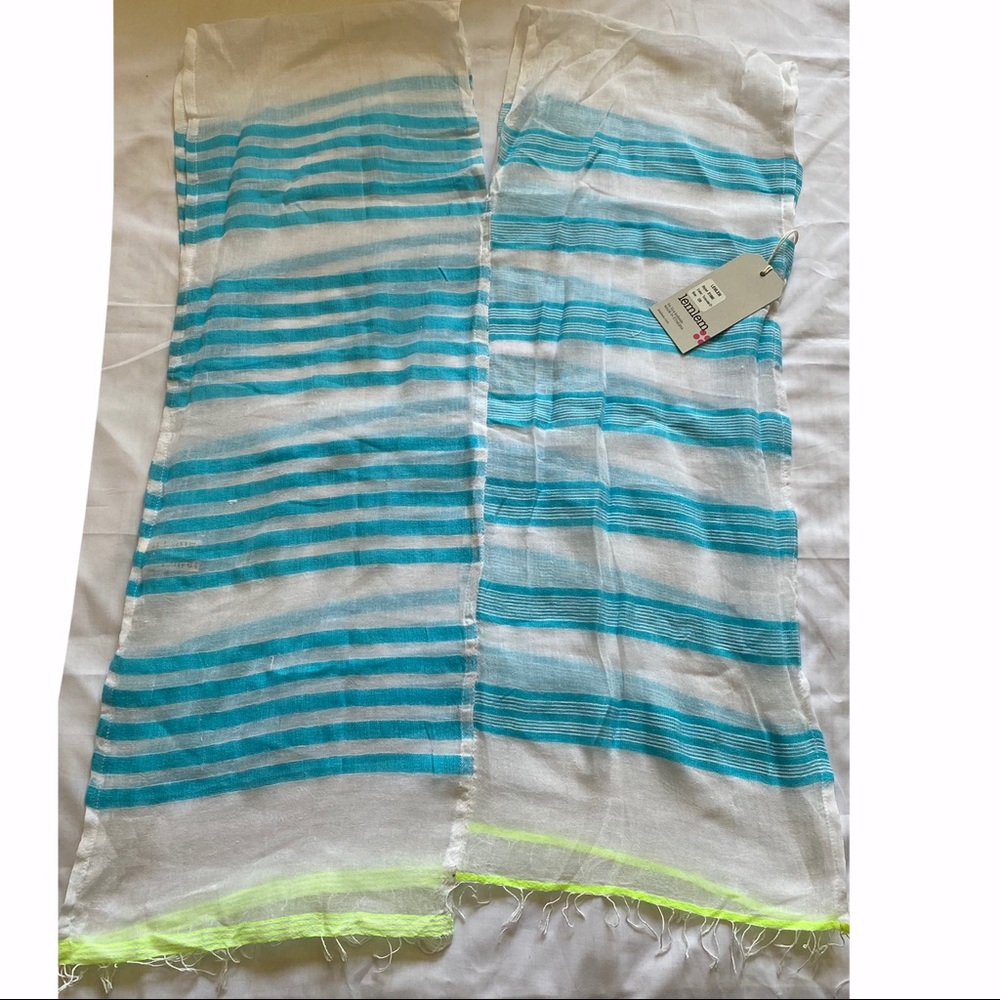 🆕 NWT Lemlem split cover up